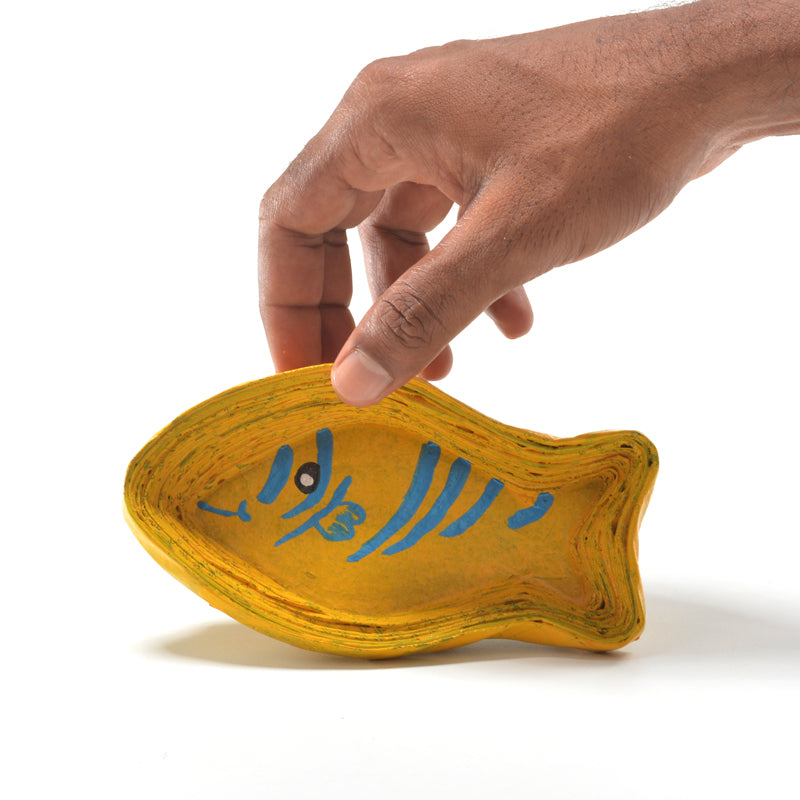 Upcycled Coiled Newspaper Fish Trays