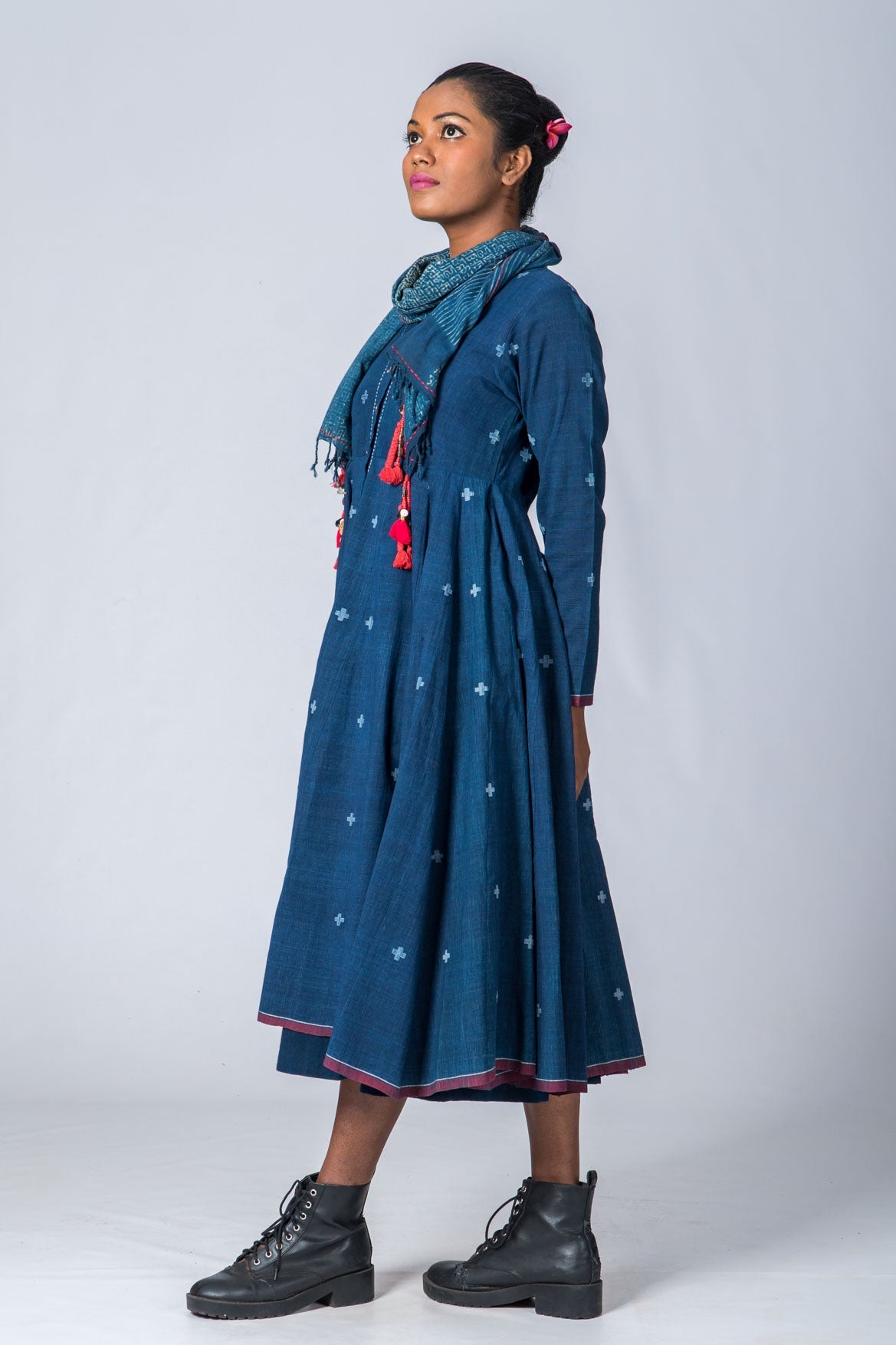 Natural Indigo  Cotton Jamdani Iniya Set - Upasana Design Studio