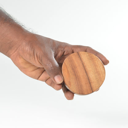 Coconutshell shaker