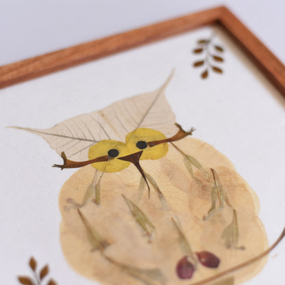 Wall hanging medium - White owl