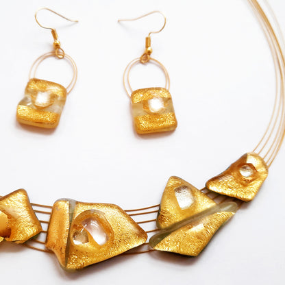 Sparkeling Gold Creation Set, Necklace and Hanging Earrings