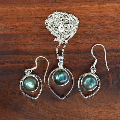 Labrodorite Silver 92.5 & Malachite Silver - Style 1