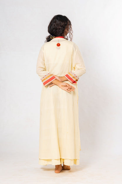 Set of 4- Off White Medicinal Neem Dyed Organic Cotton Set