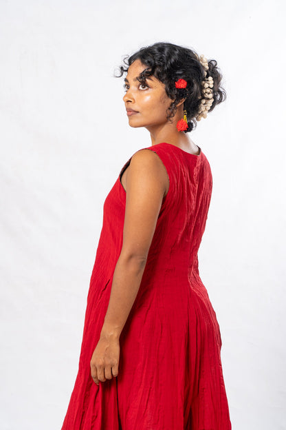Red Crinkled Cotton Sleeveless Midi Dress