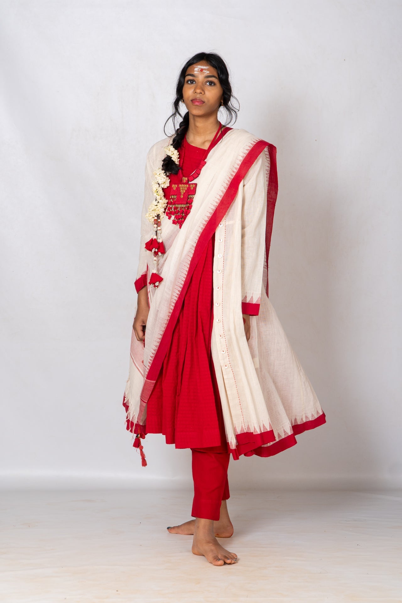 Set of 4-Red, Kora khadi Temple border Festive ensemble
