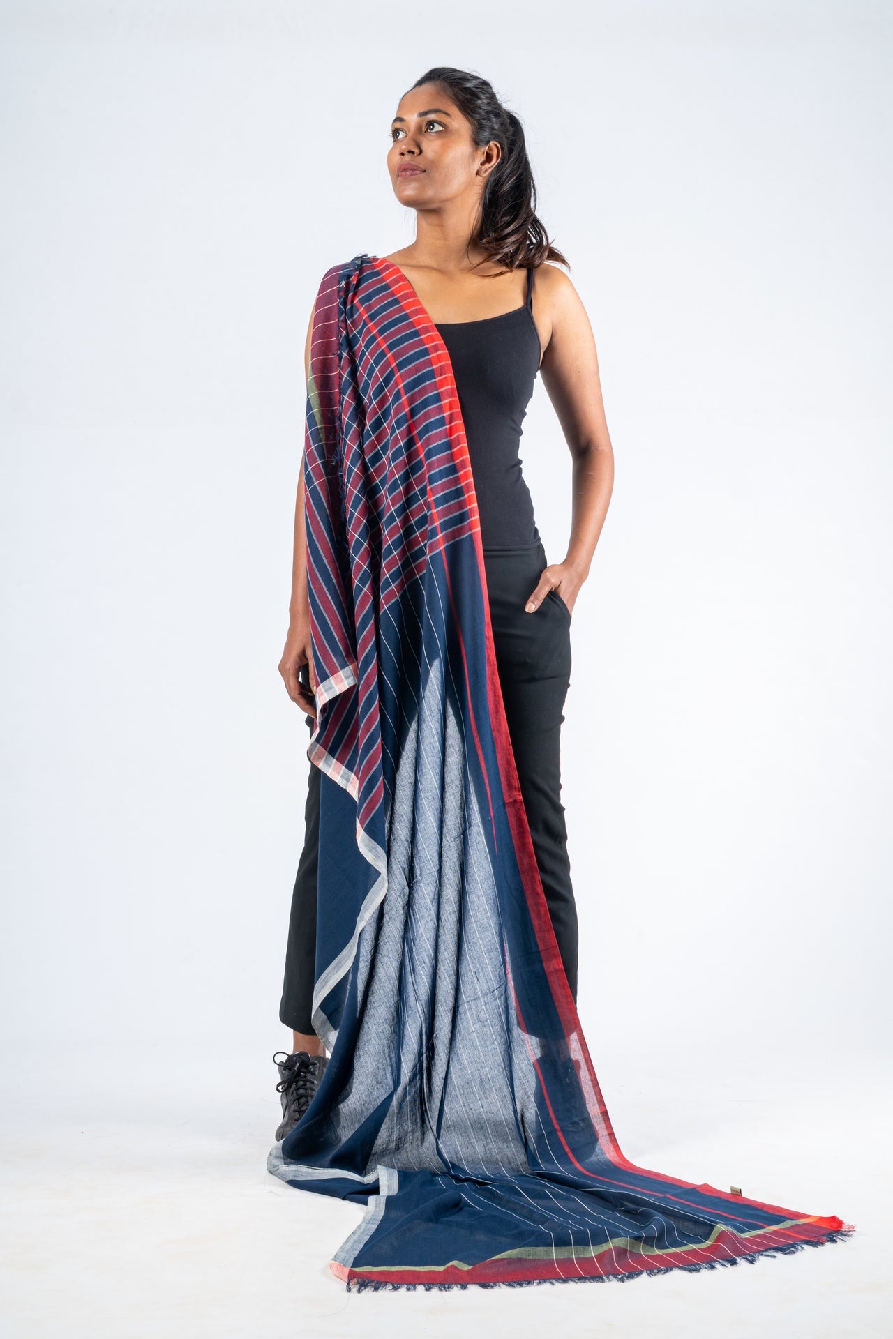 Handwoven Organic Cotton Scarf - PANCHU - Upasana Auroville