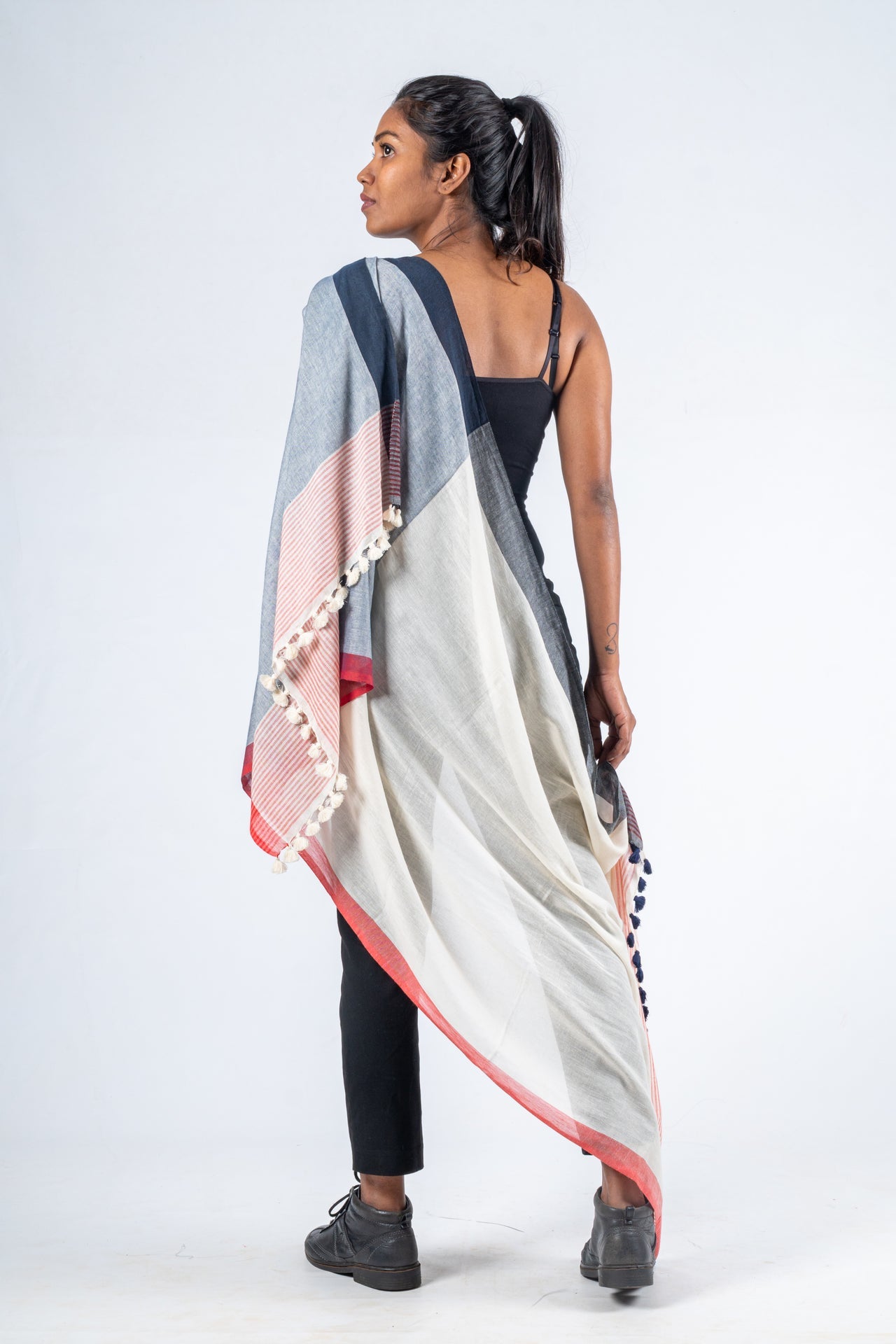 Handwoven Organic Cotton Scarf - LUNASHA