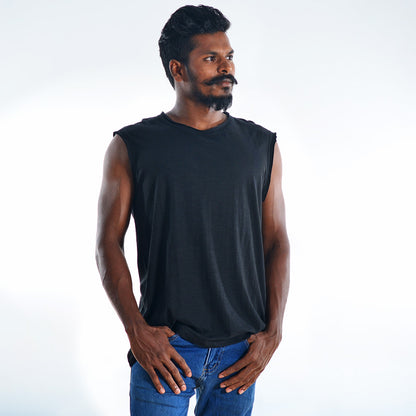 Tony Sleeveless Organic Cotton T-shirt
